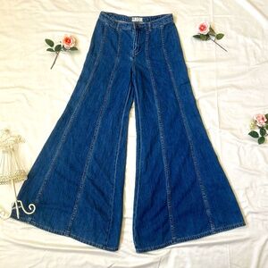 Free People High-Waisted Wide Leg Jeans. - Size 4